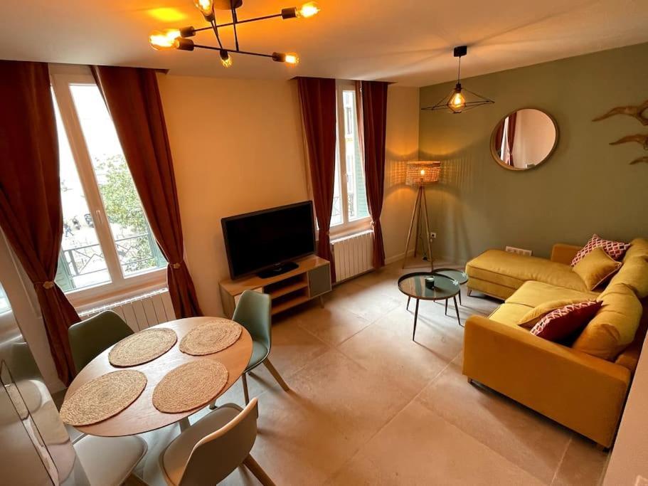 Appartement Neuf Au Coeur De Тулон Экстерьер фото